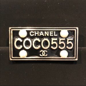 ❌SOLD❌ BNWT:  Authentic brand new Chanel brooch.